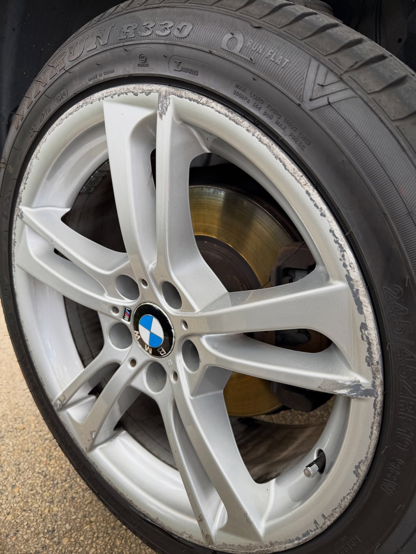 Damaged wheel before repair